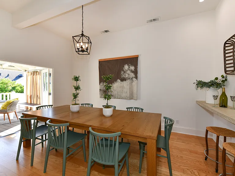 1533 Allyn Ave — Photo 16