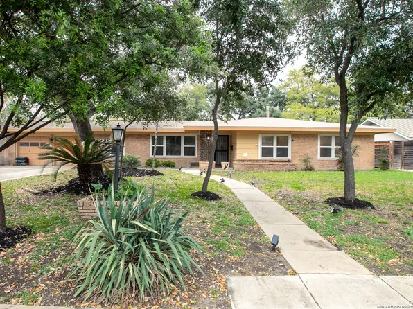 215 LARAMIE DR, San Antonio, TX 78209