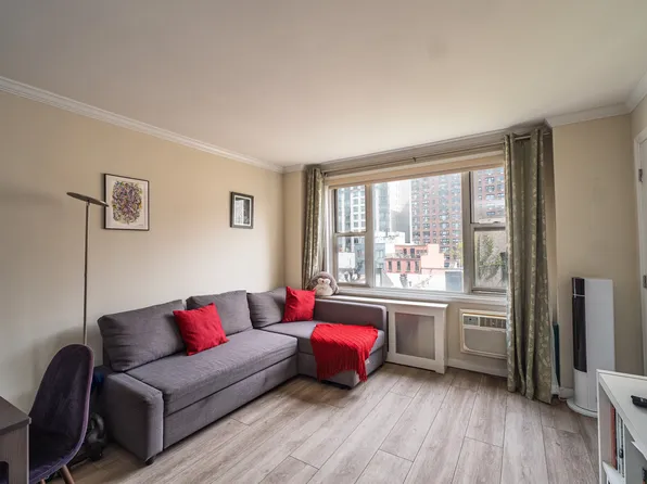 435 East 77th Street 8G image 3 of 9