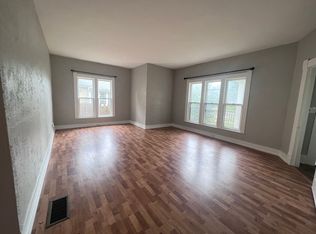 1529 College Ave NE, Grand Rapids, MI 49505