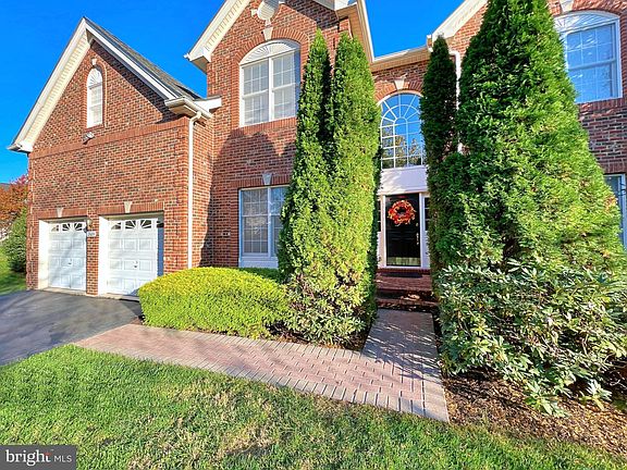 3rd image of 20230 Kentucky Oaks Ct