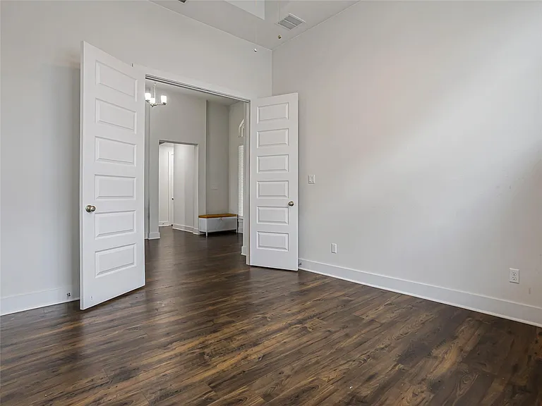 6721 Empresa Dr — Photo 16