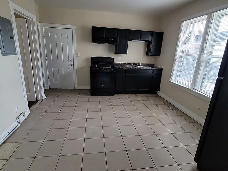 2856 W 21st Pl — Photo 14