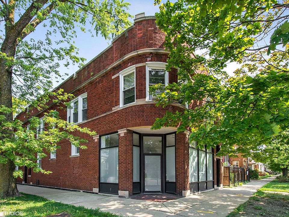 1st image of 3853 W Wellington Ave #1R