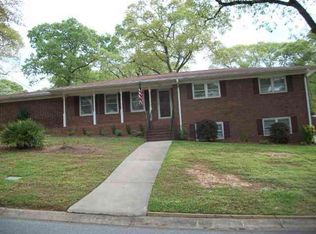 512 Navarro Dr, Warner Robins, GA 31088
