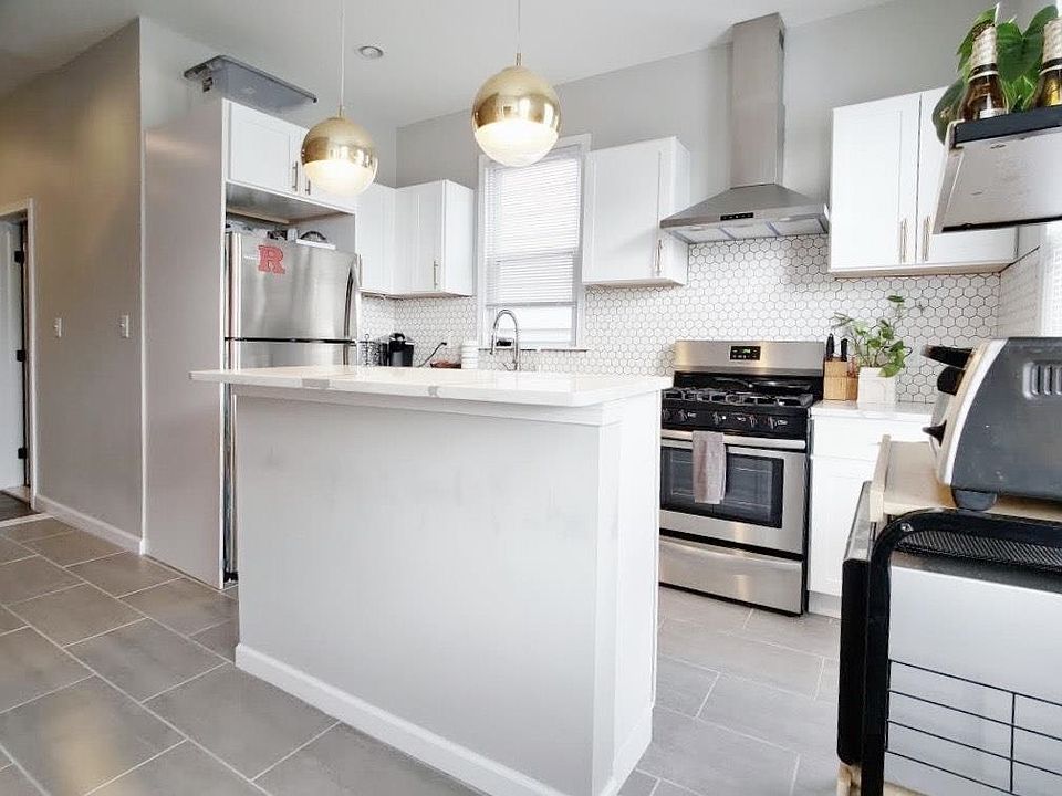 1st image of 119 Prospect St Floor 1