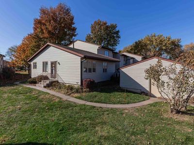 3752 Cedarwood Ct, Bettendorf, IA, 52722