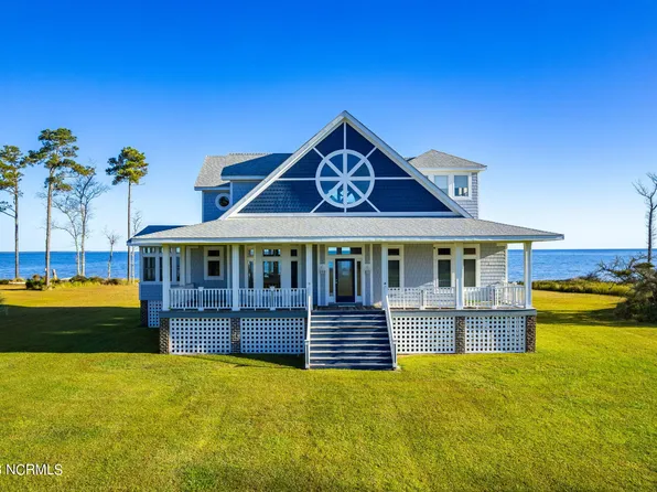 174 Herring Pond Court, Beaufort, NC 28516