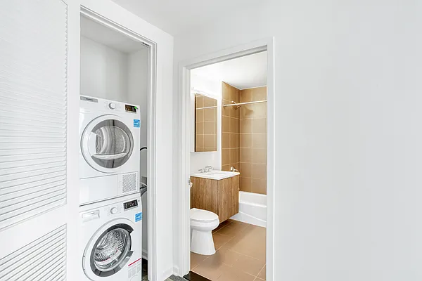 Rented by REAL New York | media 6