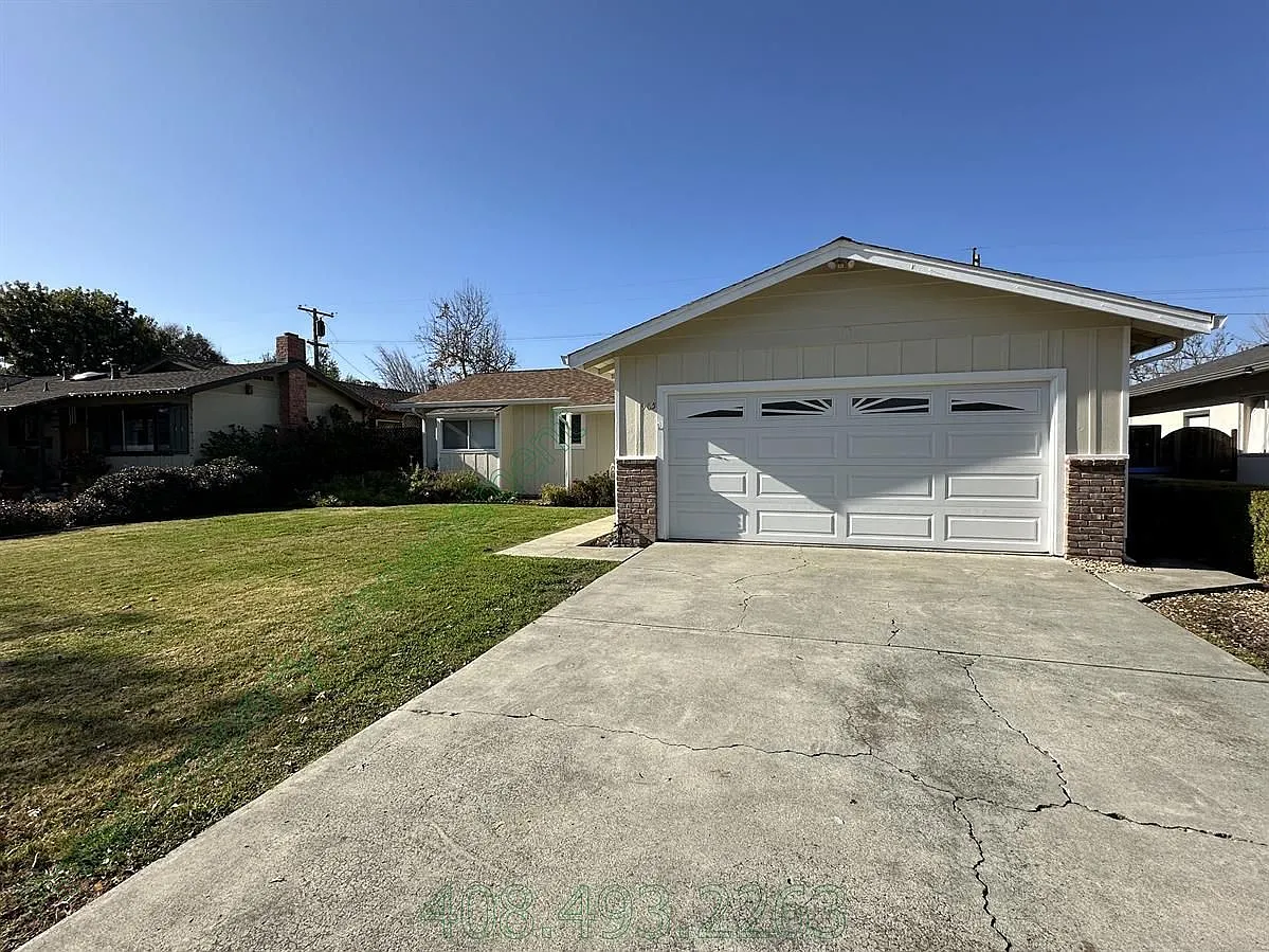 3 bed, 2.0 bath, 1190 sqft, $4,249 — Photo 1