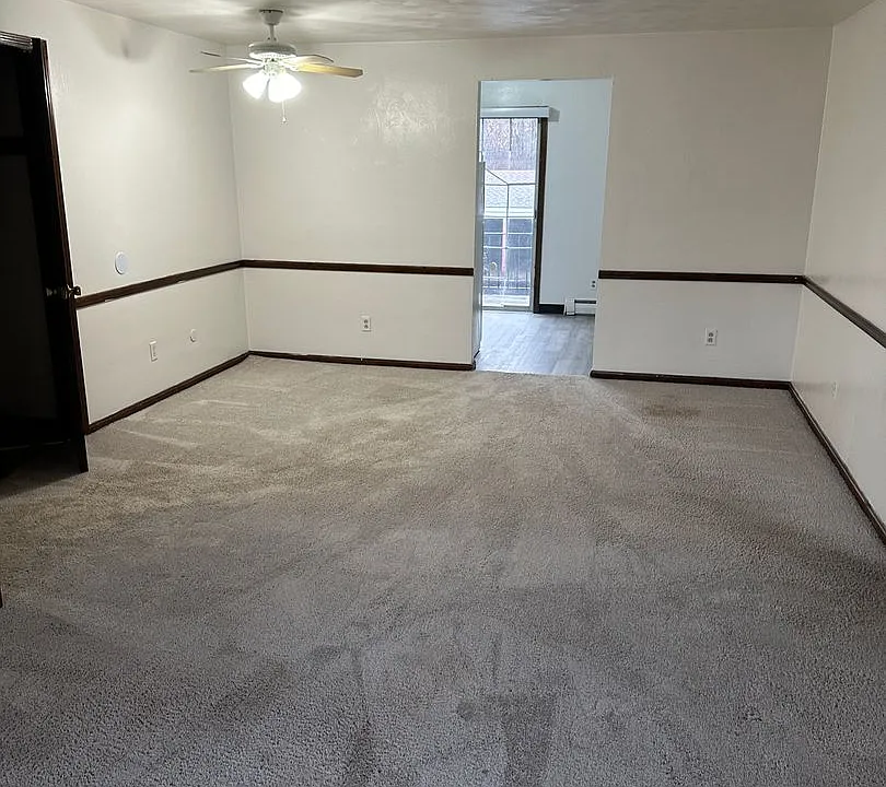 8280 Southern Blvd