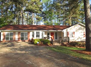 5157 Parkview Ct, Lilburn, GA 30047