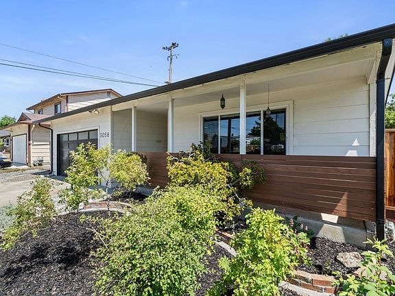 3rd image of 3058 Capewood Ln
