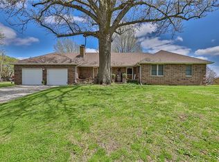609 Jefferson St, Waverly, MO 64096