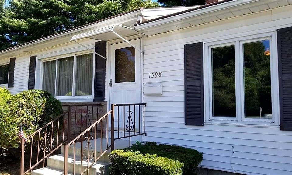 1st image of 1598 Plainfield Cir