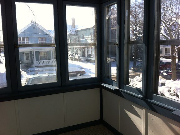 Another angle of the front sunroom.