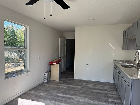 2nd image of 419 Peabody Ave #3