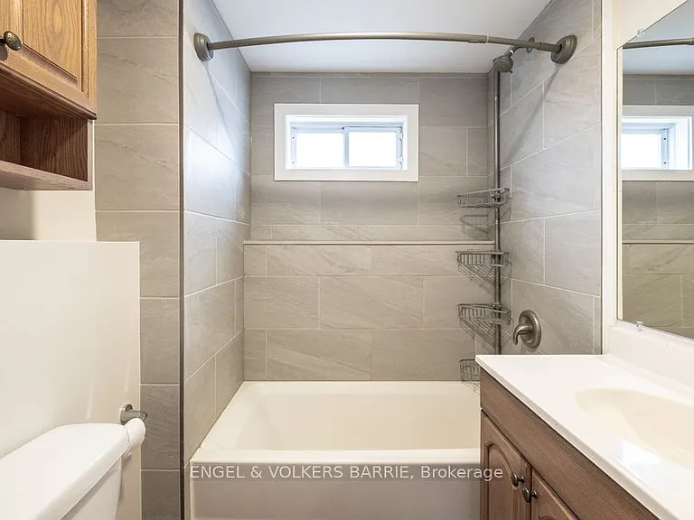 31 Finlay Rd — Photo 9