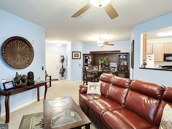 2nd image of 1622 Hardwick Ct Unit 102