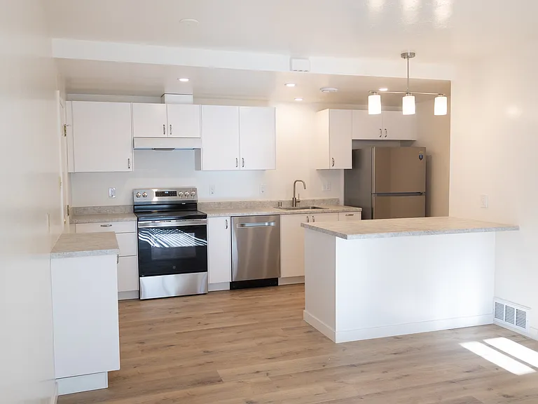 3126 Cottage Park Ave #3124 — Photo 6