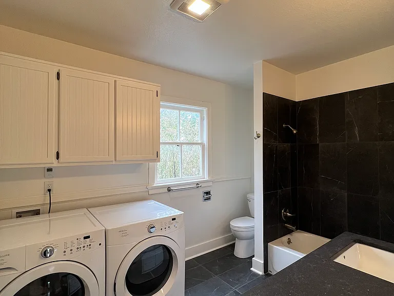 710 24th Ave S #D — Photo 11