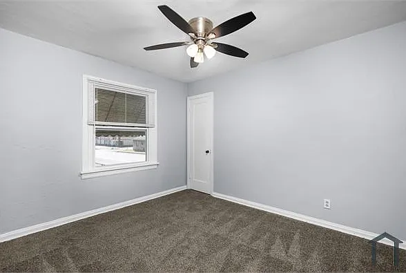 6176 Sherry Ave — Photo 14