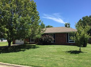 138 N Wynwood Ave, Republic, MO 65738