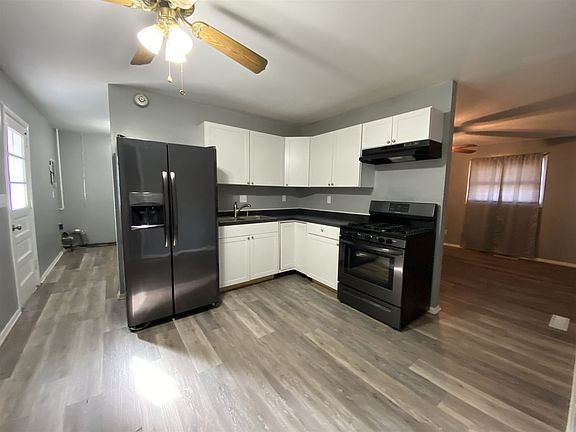 3rd image of 5800 Monona Dr