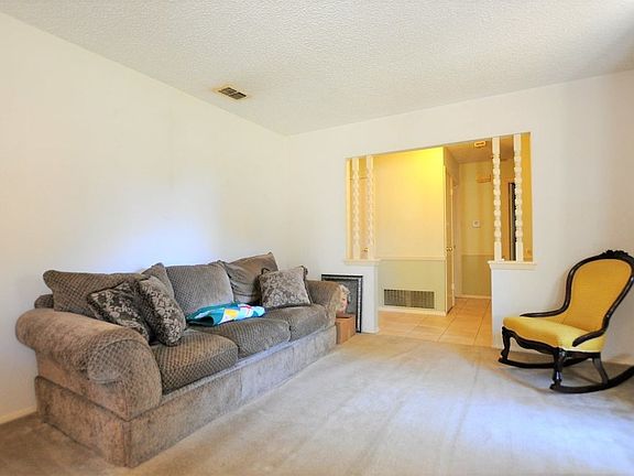 5th image of 13582 Indian Dr