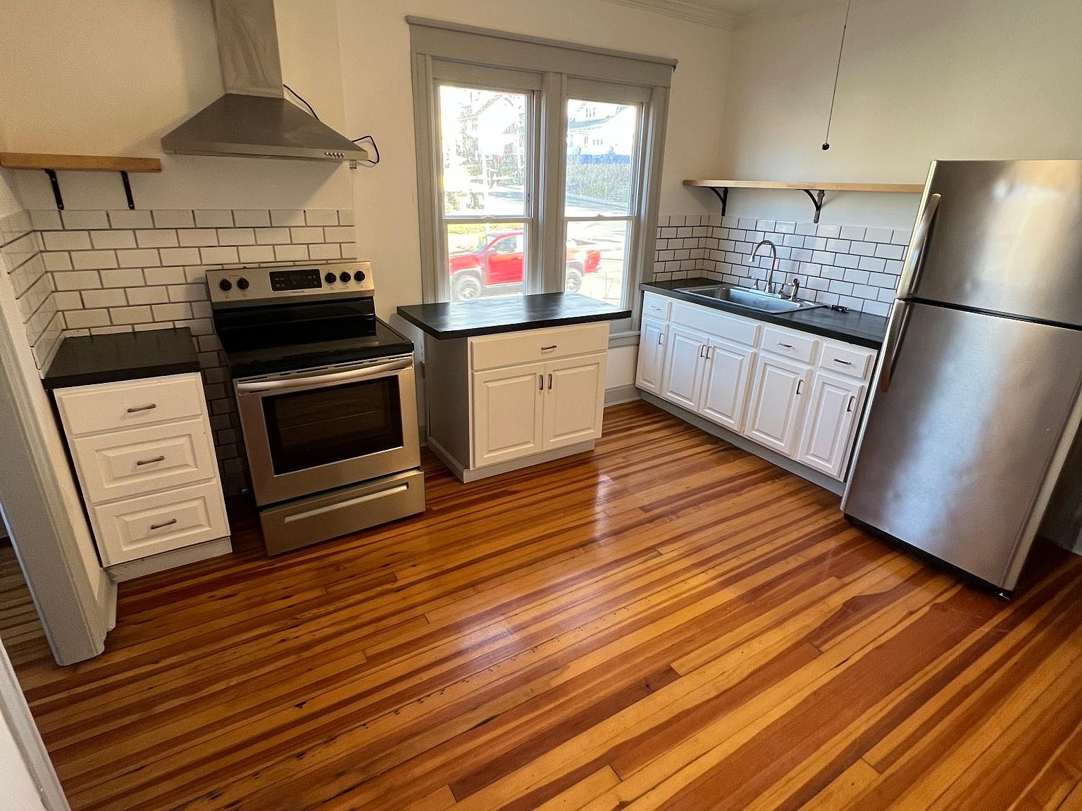 18 Innis Ave FLOOR 1, Poughkeepsie, NY 12601 Zillow