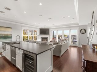 825 E 4th St APT 7, South Boston, MA 02127
