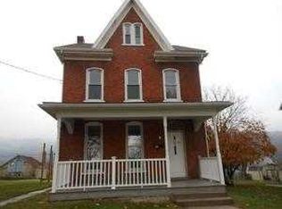 512 Locust St, Roaring Spring, PA 16673