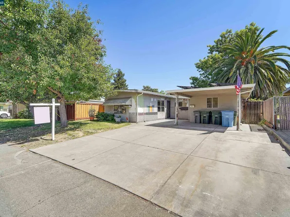 207 Los Altos Pl, American Canyon, CA 94503