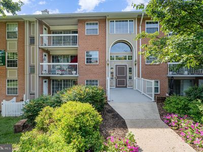 1923 Wilson Ln APT 102, Mc Lean, VA, 22102