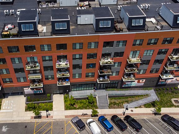 5th image of 521 Lake Ave APT 301