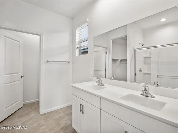 12761 N Fire Brand St, Marana, AZ 85658