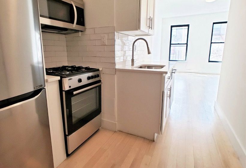 1st image of 467 W 164th St #C1