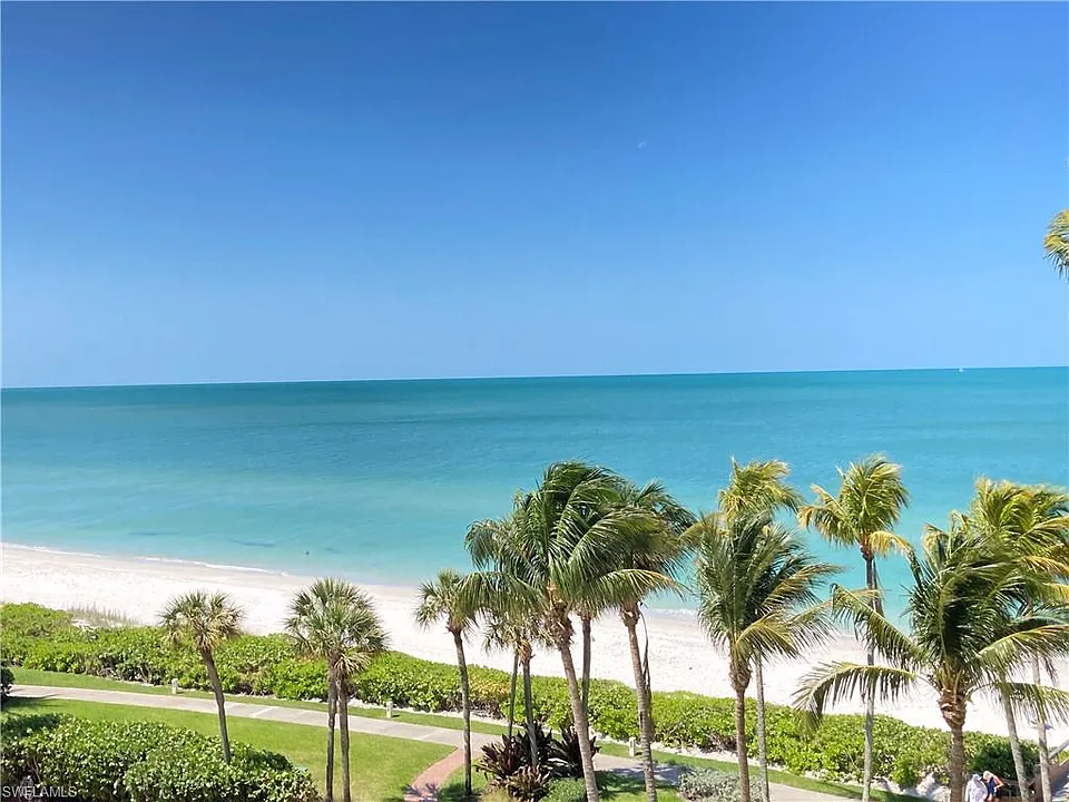 4001 Gulf Shore Blvd N #505