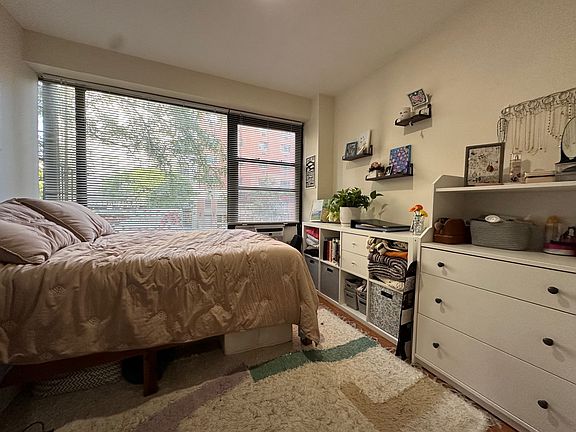 5th image of 388 3rd Ave APT 3