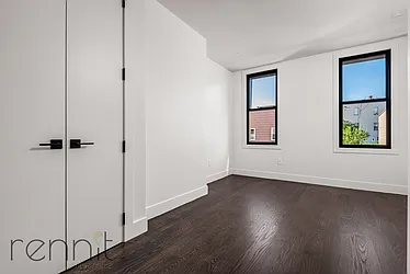 Rented by Rennit Inc.