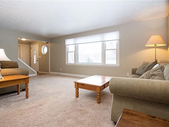 4th image of 15 Sugarmills Cir