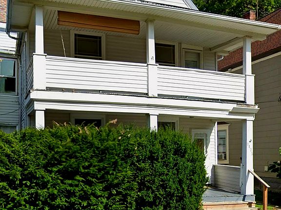 2nd image of 1423 Elmwood Ave