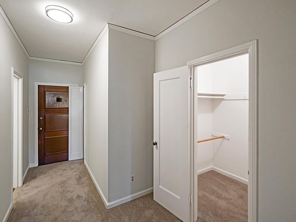 2nd image of 1440 Floribunda Ave #302