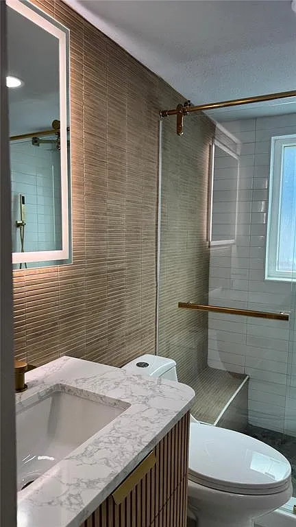 1 bed, 1.0 bath, 700 sqft, $2,300 — Photo 3