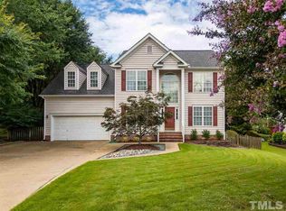 207 Castlebury Creek Ct, Cary, NC 27519