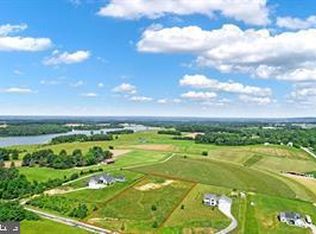 87 Leppo Mill Rd, Hanover, PA 17331