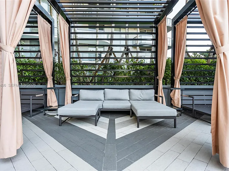 121 NE 34th St #Penthouse 3217 — Photo 62