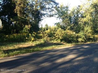 379 Rue Rd, Monroe Township, NJ 08831