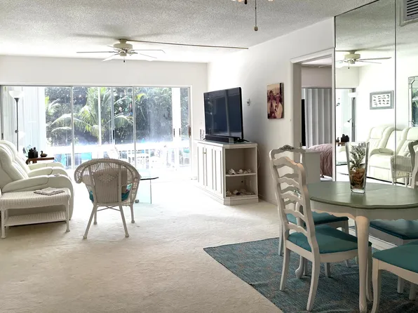 50 Celestial Way #207, Juno Beach, FL 33408