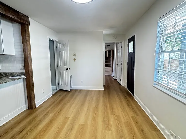 3008 Hillview St — Photo 7